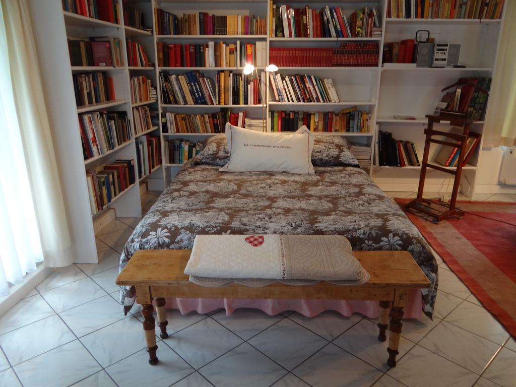 Chateau Mesny Gite Au Fil Des Pages Vic-sur-Seille Dış mekan fotoğraf