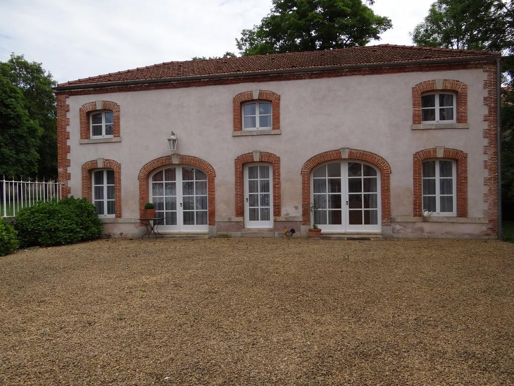 Chateau Mesny Gite Au Fil Des Pages Vic-sur-Seille Dış mekan fotoğraf