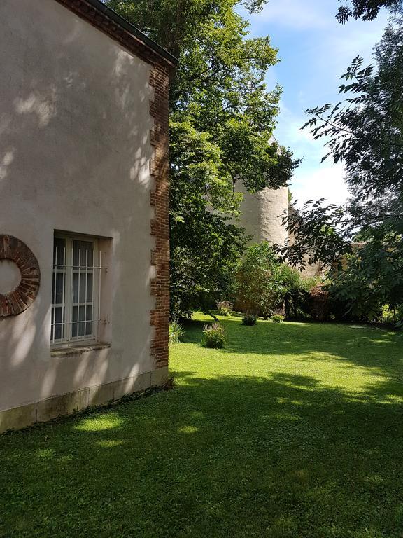 Chateau Mesny Gite Au Fil Des Pages Vic-sur-Seille Dış mekan fotoğraf